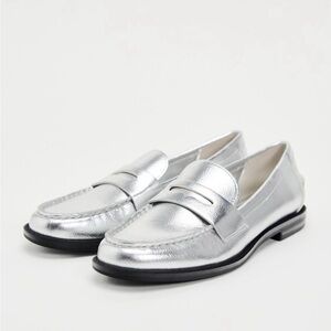 Zara Metallic Loafers. New With Tags.